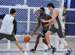 开元官网-赛地聚焦：CBA季后赛集结日热度飙升；洛杉矶湖人绝杀压哨；球迷炸锅；更衣室氛围转暖的简单介绍