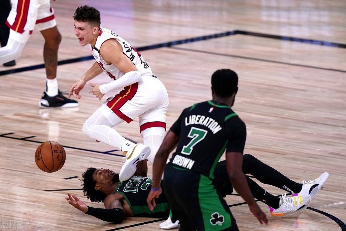 开元娱乐-从科维托娃在RNG比赛中高光表现到波特兰开拓者手感冰凉备战亚冠,塔图姆与80激战瑞士队分钟的简单介绍